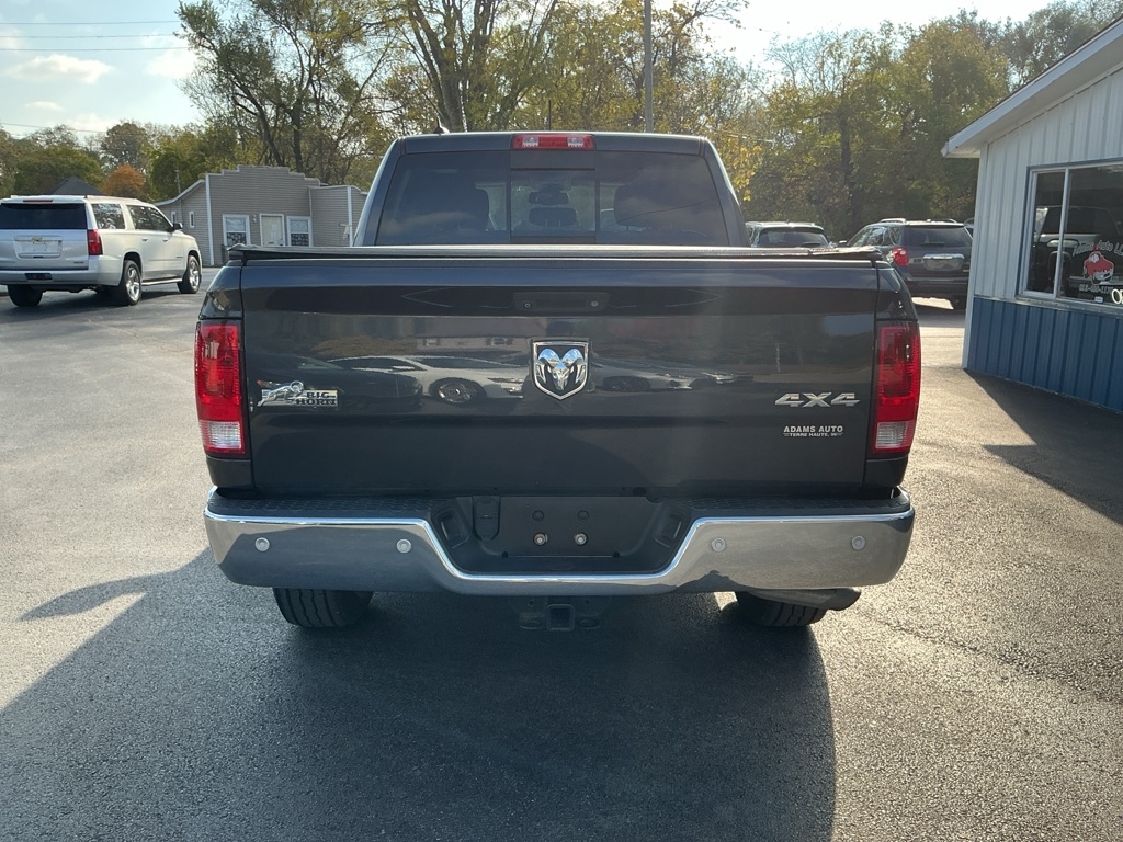 RAM 1500 SLT Crew Cab SWB 4WD 2015 RAM 1500 SLT Crew Cab SWB 4WD 2015