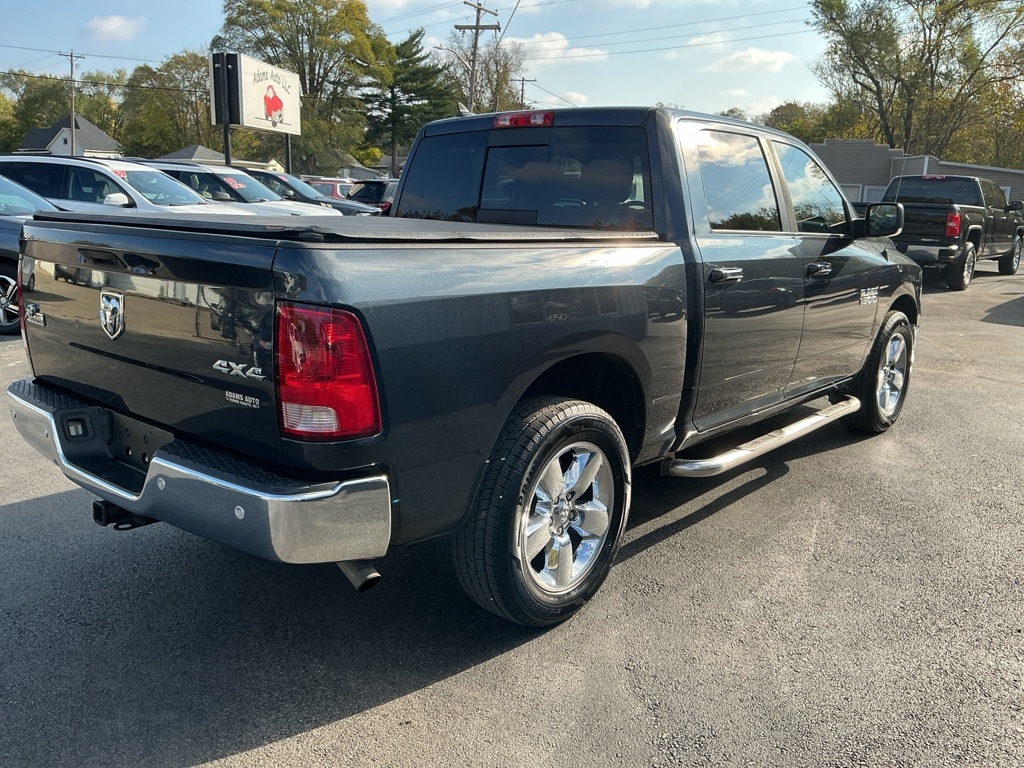 RAM 1500 SLT Crew Cab SWB 4WD 2015 RAM 1500 SLT Crew Cab SWB 4WD 2015