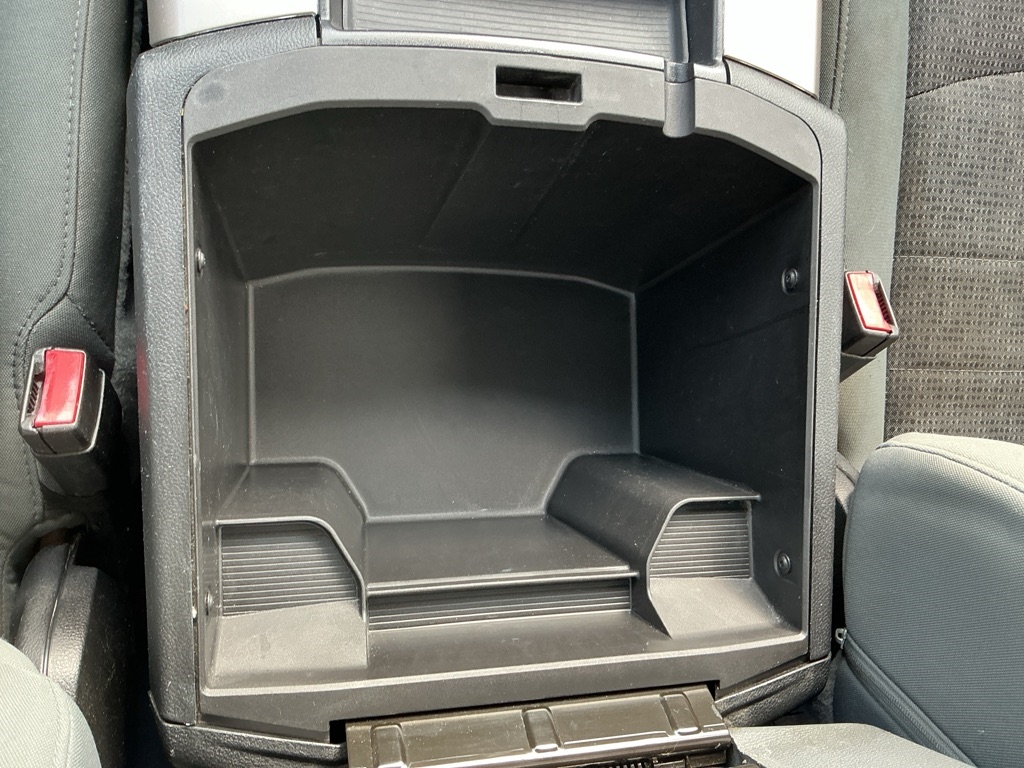 RAM 1500 SLT Crew Cab SWB 4WD 2015 RAM 1500 SLT Crew Cab SWB 4WD 2015