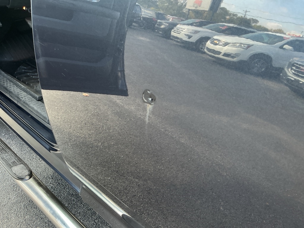 RAM 1500 SLT Crew Cab SWB 4WD 2015 RAM 1500 SLT Crew Cab SWB 4WD 2015