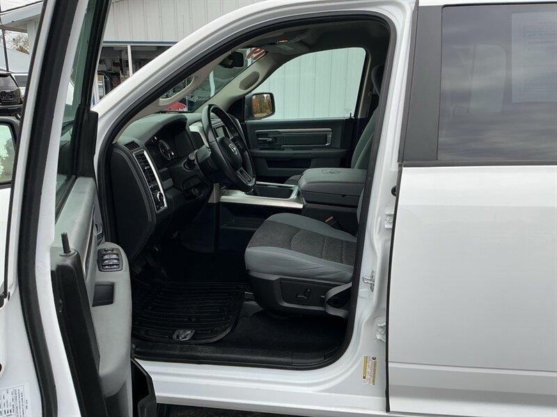 RAM 1500 Classic Tradesman Crew Cab SWB 4WD 2019