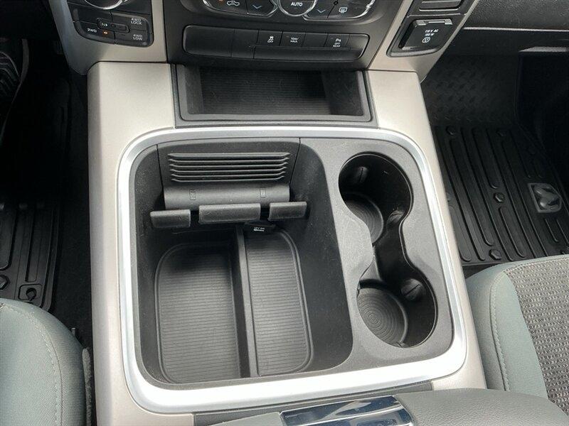 RAM 1500 Classic Tradesman Crew Cab SWB 4WD 2019