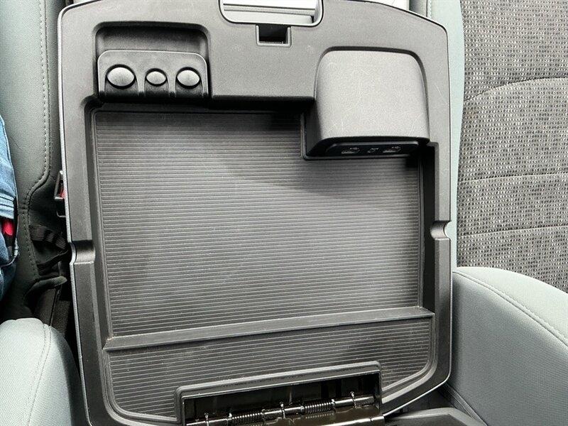 RAM 1500 Classic Tradesman Crew Cab SWB 4WD 2019