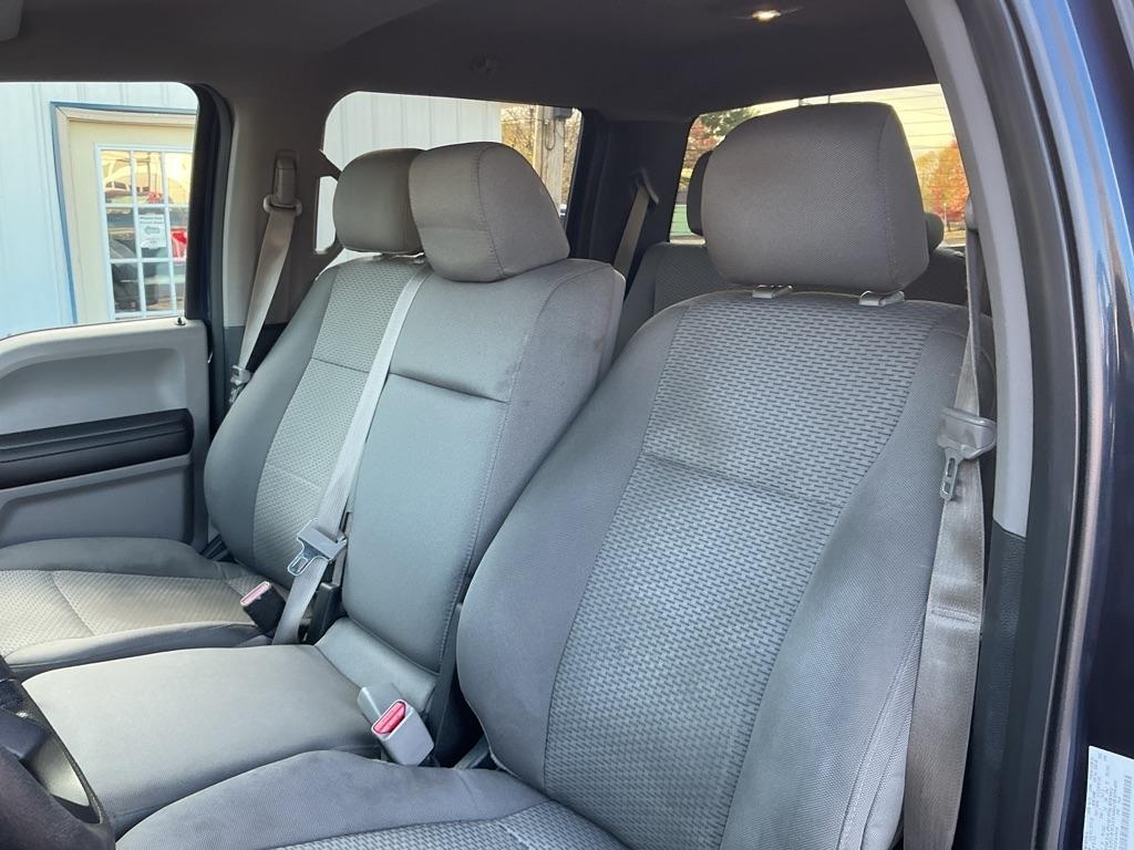 Ford F-150 XL SuperCrew 5.5-ft. Bed 4WD 2016