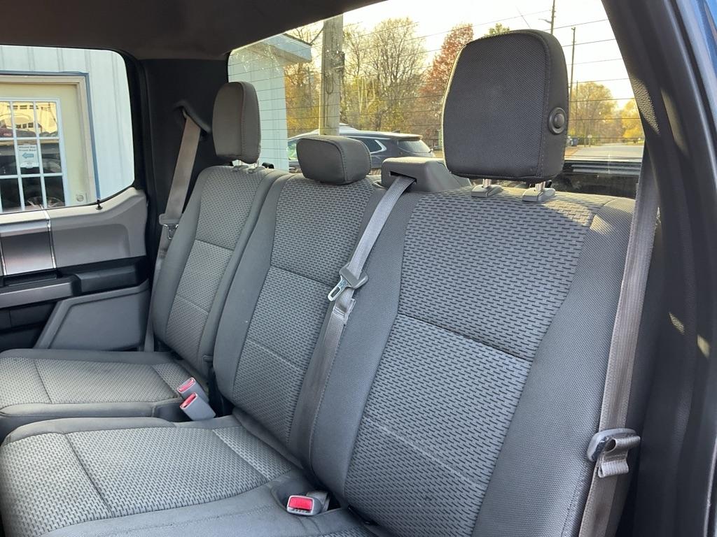 Ford F-150 XL SuperCrew 5.5-ft. Bed 4WD 2016