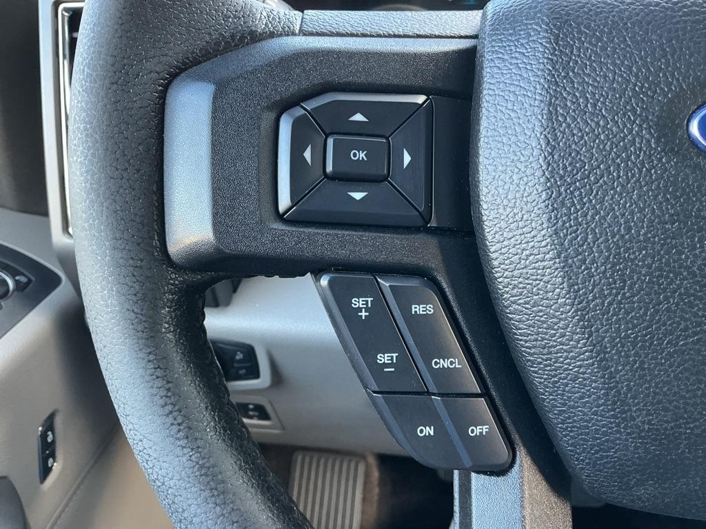 Ford F-150 XL SuperCrew 5.5-ft. Bed 4WD 2016