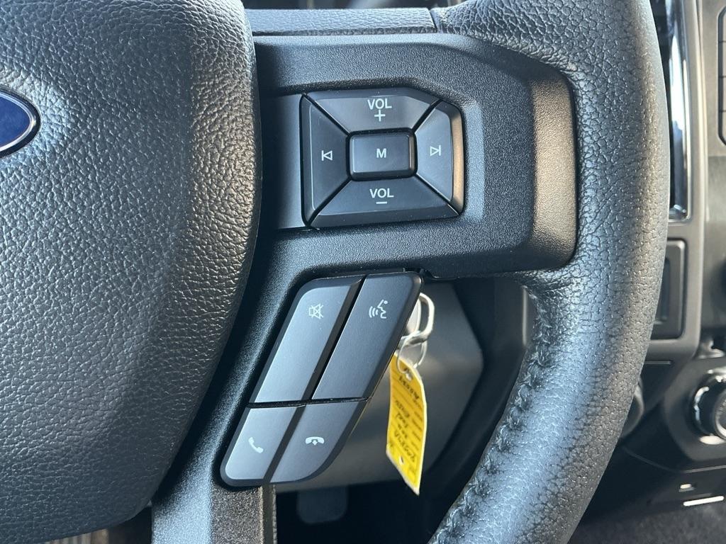 Ford F-150 XL SuperCrew 5.5-ft. Bed 4WD 2016