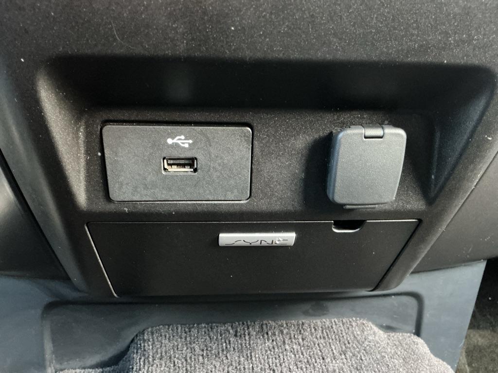 Ford F-150 XL SuperCrew 5.5-ft. Bed 4WD 2016