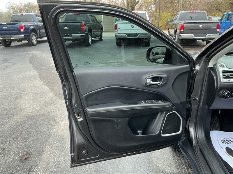 Jeep Compass Latitude FWD 2018