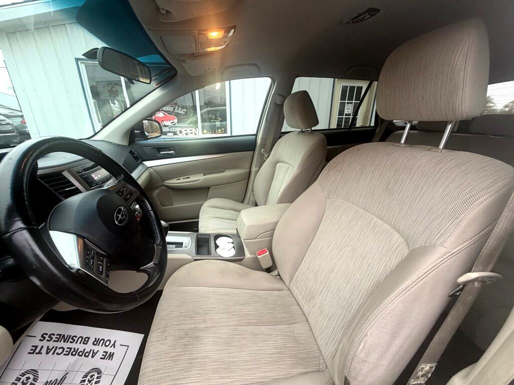 Subaru Outback 2.5i Premium 2013