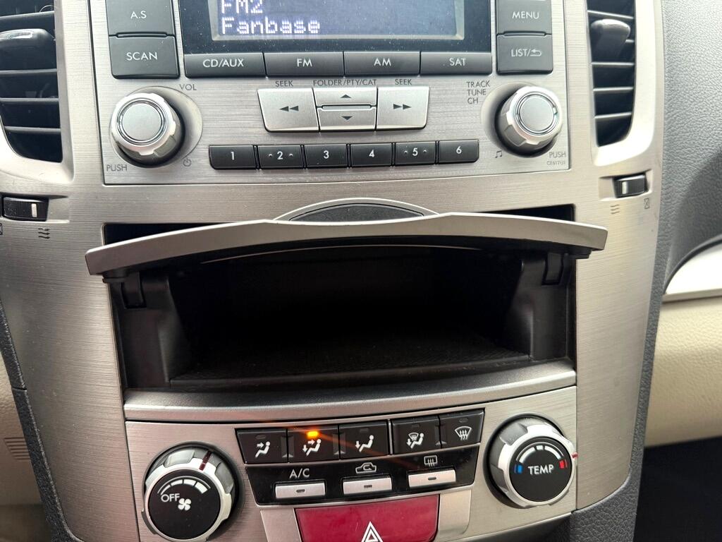 Subaru Outback 2.5i Premium 2013