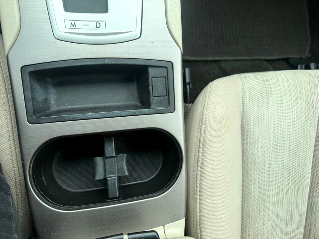 Subaru Outback 2.5i Premium 2013