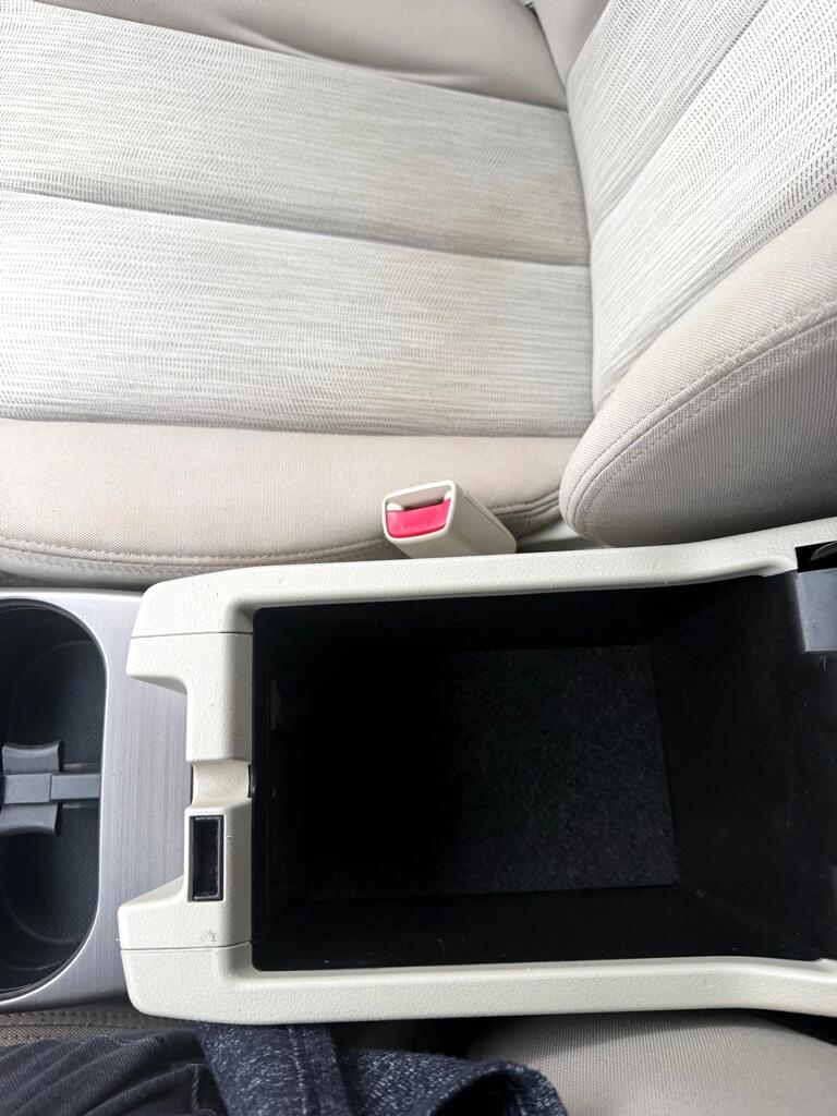 Subaru Outback 2.5i Premium 2013