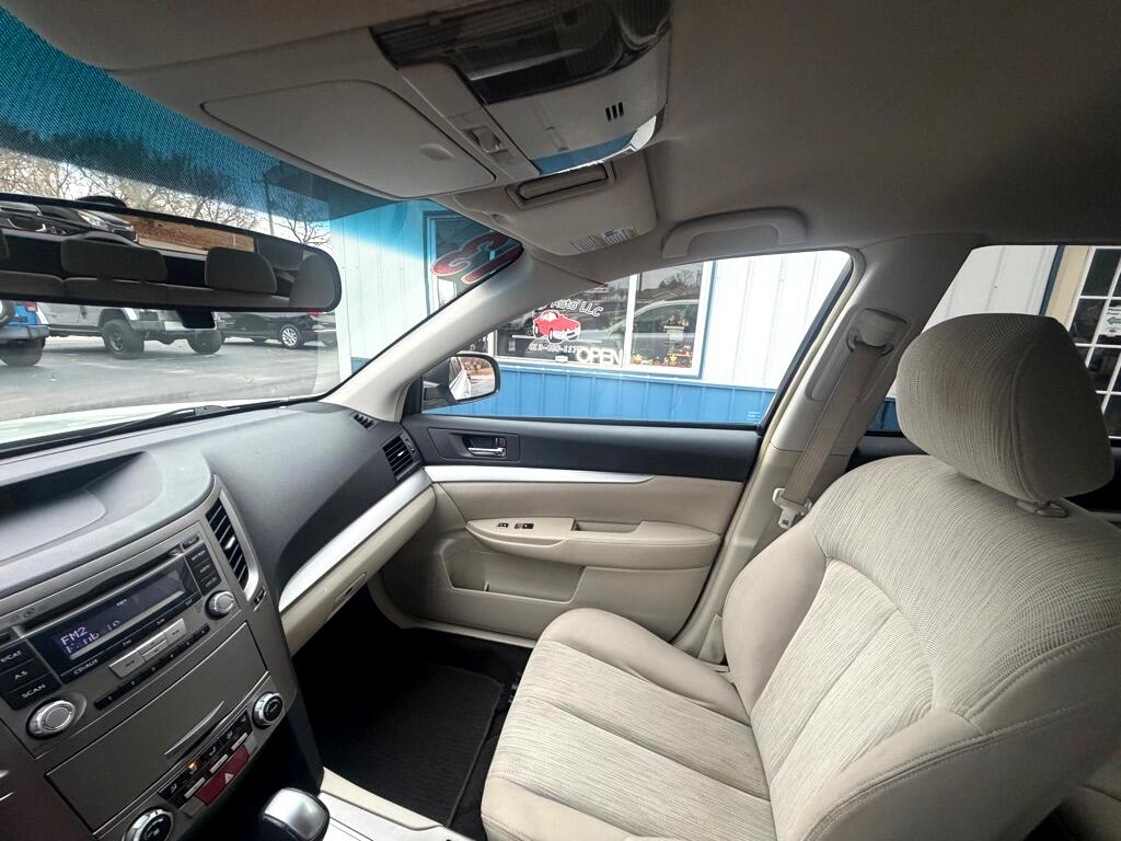 Subaru Outback 2.5i Premium 2013