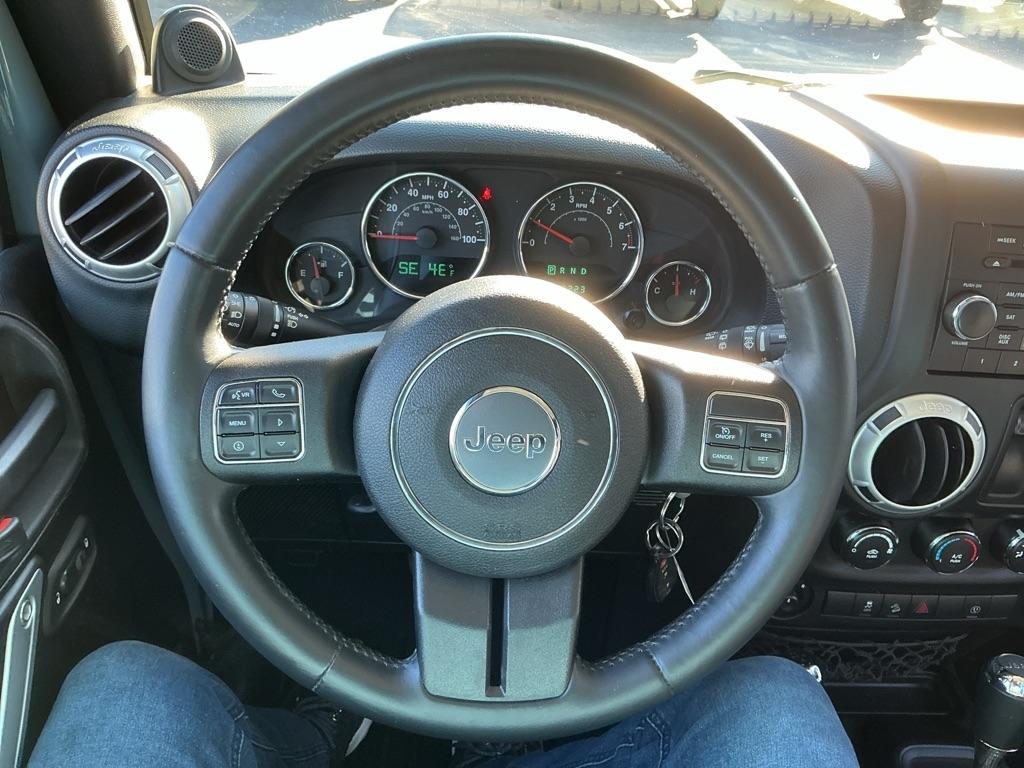 Jeep Wrangler Sahara 4WD 2014