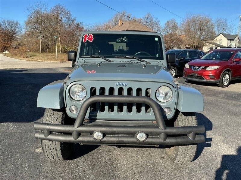 Jeep Wrangler Sahara 4WD 2014