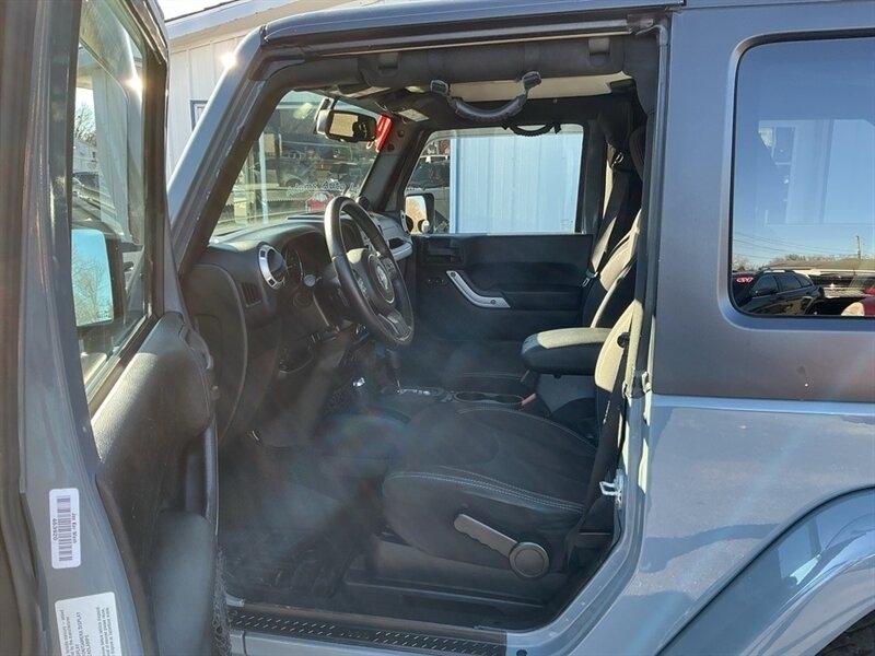 Jeep Wrangler Sahara 4WD 2014