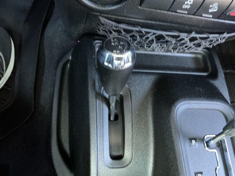 Jeep Wrangler Sahara 4WD 2014