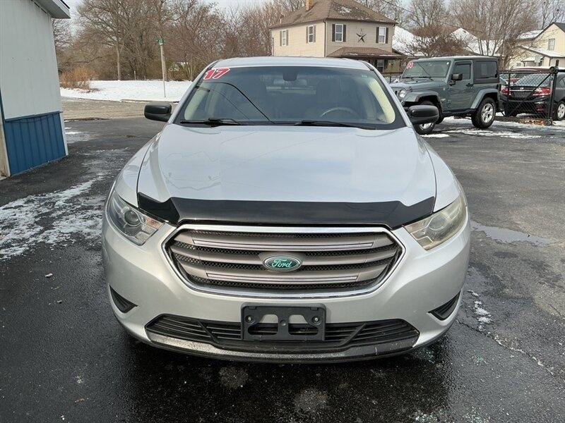 Ford Taurus SE FWD 2017