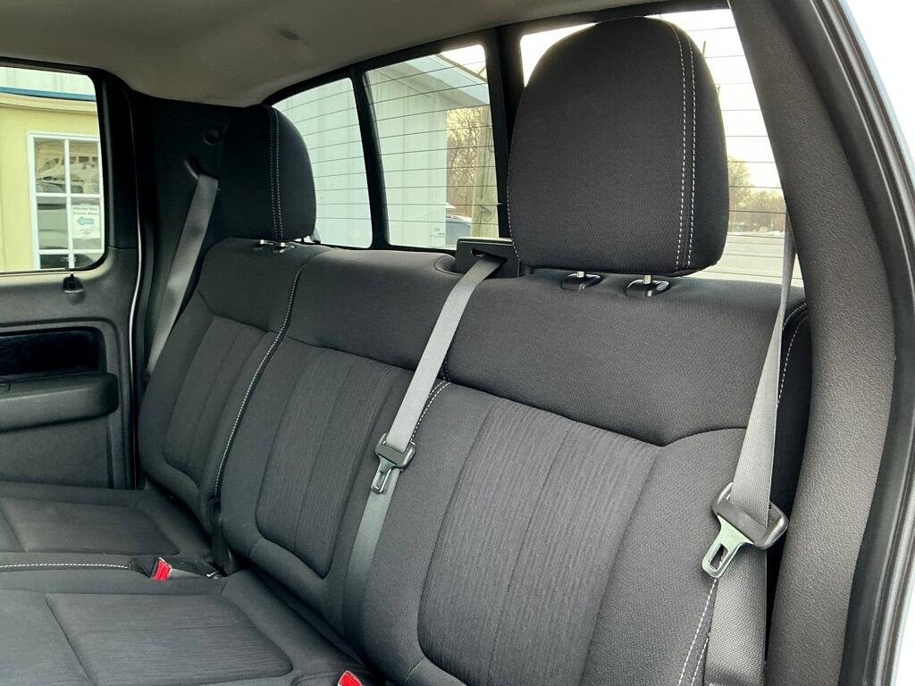 Ford F-150 XL SuperCrew 5.5-ft. Bed 4WD 2010