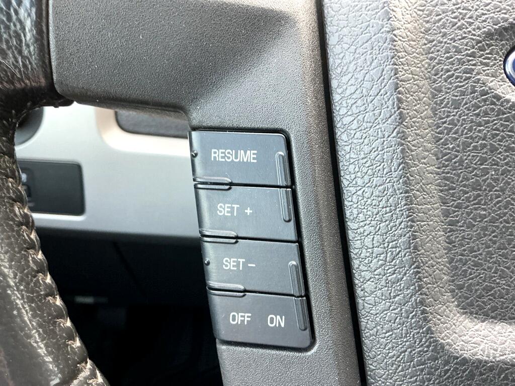 Ford F-150 XL SuperCrew 5.5-ft. Bed 4WD 2010