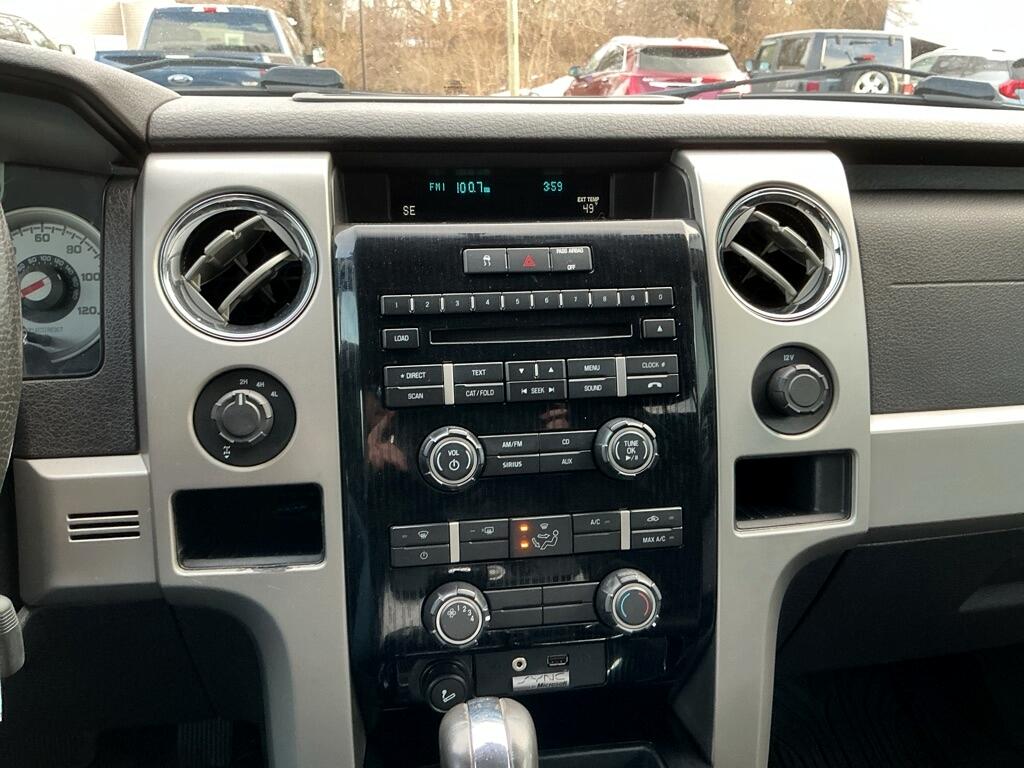 Ford F-150 XL SuperCrew 5.5-ft. Bed 4WD 2010