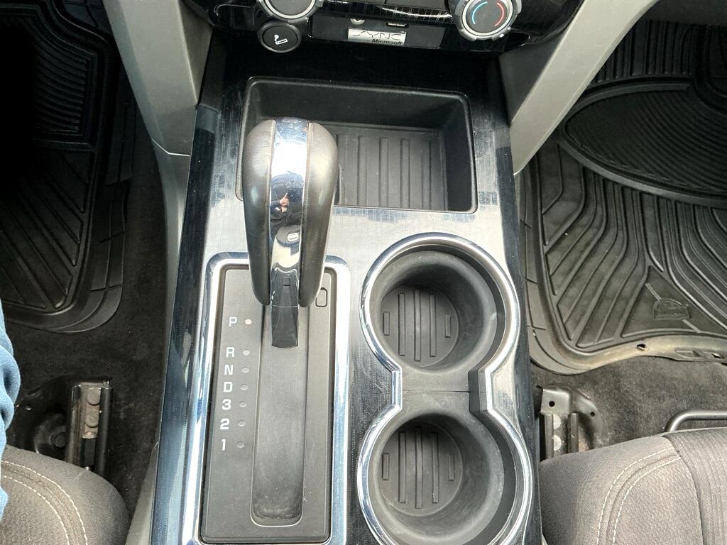 Ford F-150 XL SuperCrew 5.5-ft. Bed 4WD 2010