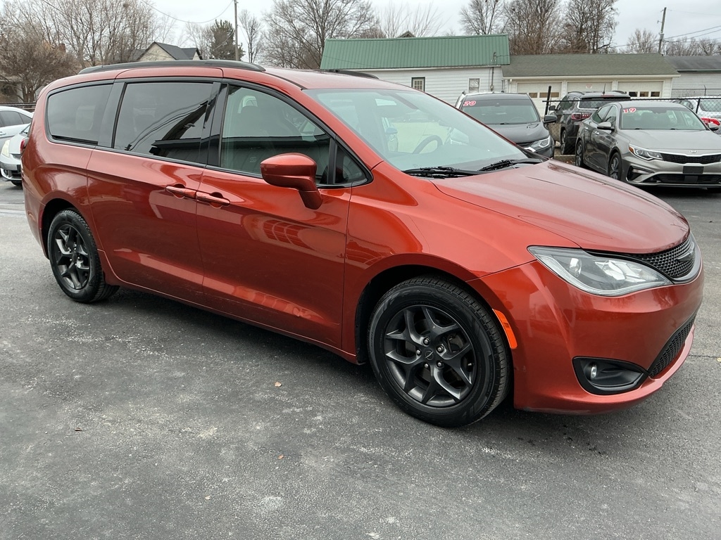 Chrysler Pacifica Touring-L Plus 2018