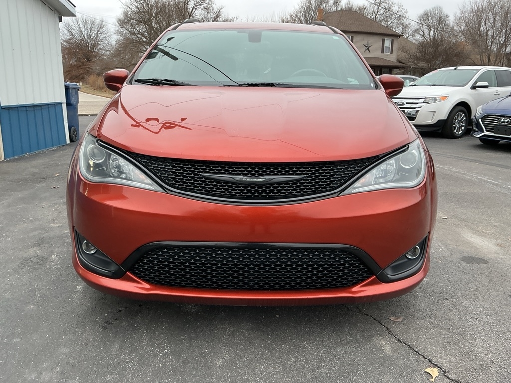 Chrysler Pacifica Touring-L Plus 2018