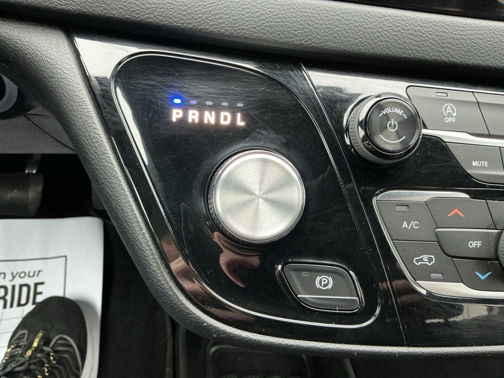 Chrysler Pacifica Touring-L Plus 2018