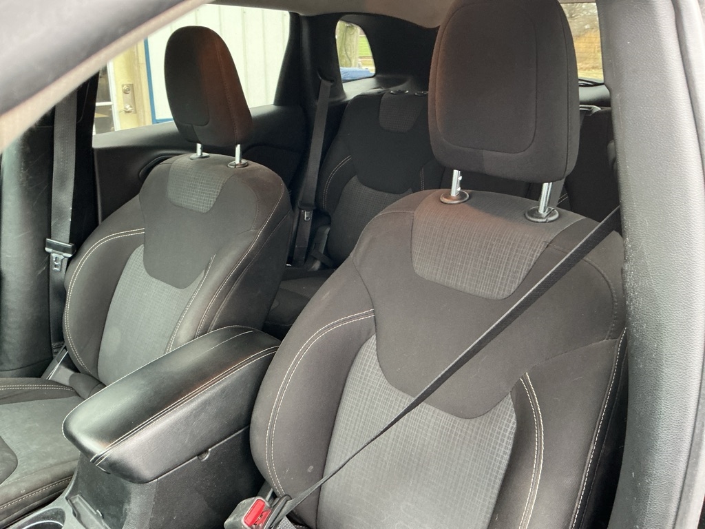 Jeep Cherokee Latitude FWD 2017