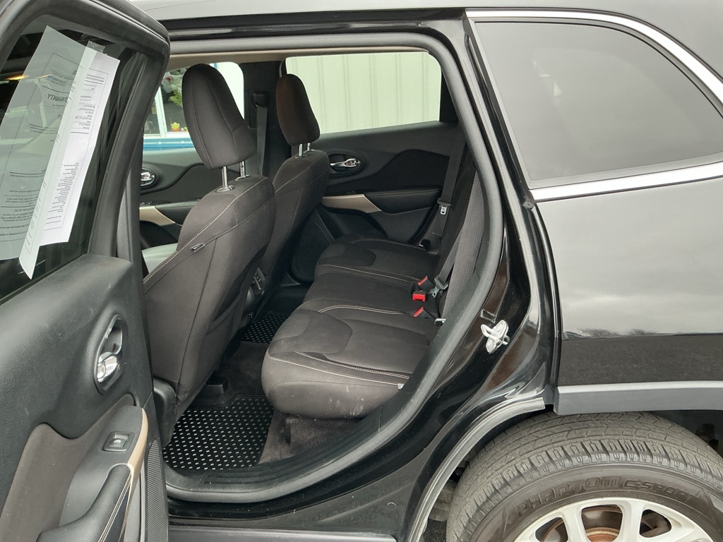 Jeep Cherokee Latitude FWD 2017