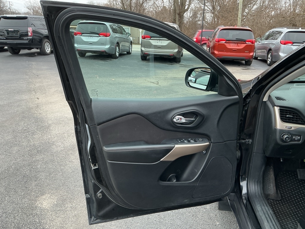 Jeep Cherokee Latitude FWD 2017