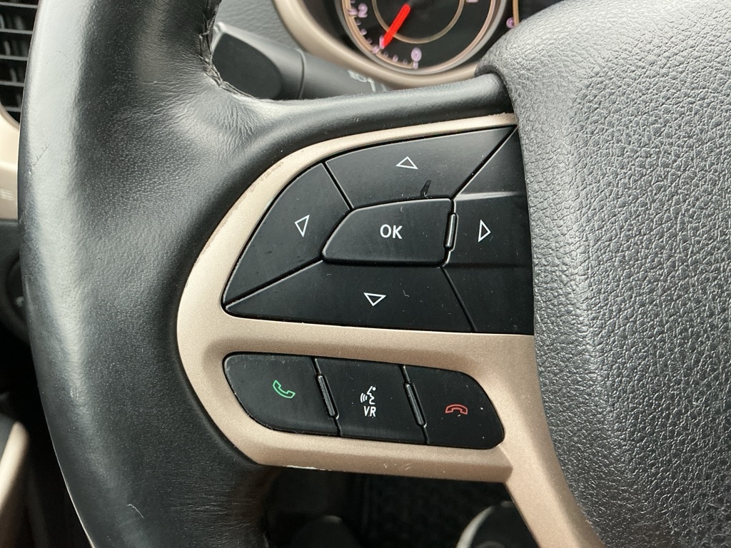 Jeep Cherokee Latitude FWD 2017