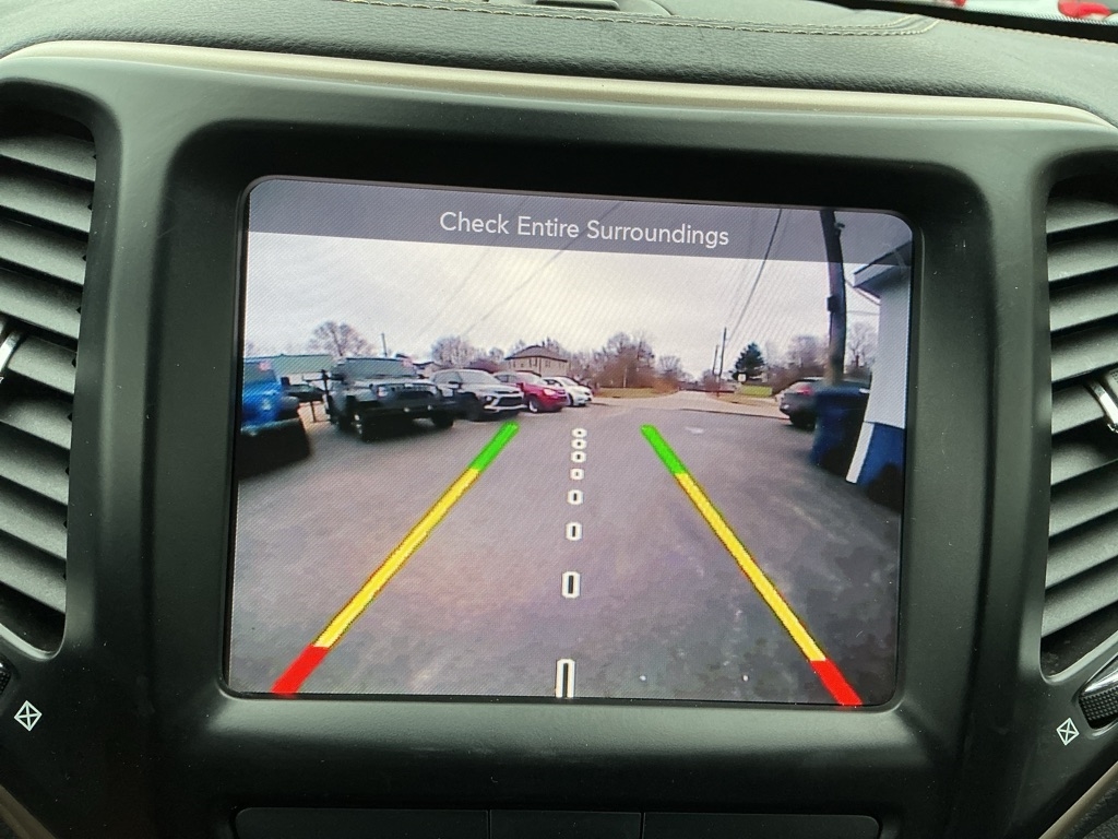 Jeep Cherokee Latitude FWD 2017