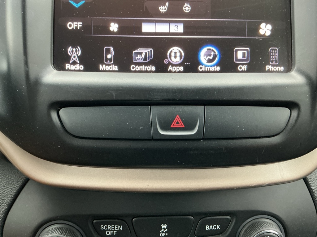 Jeep Cherokee Latitude FWD 2017