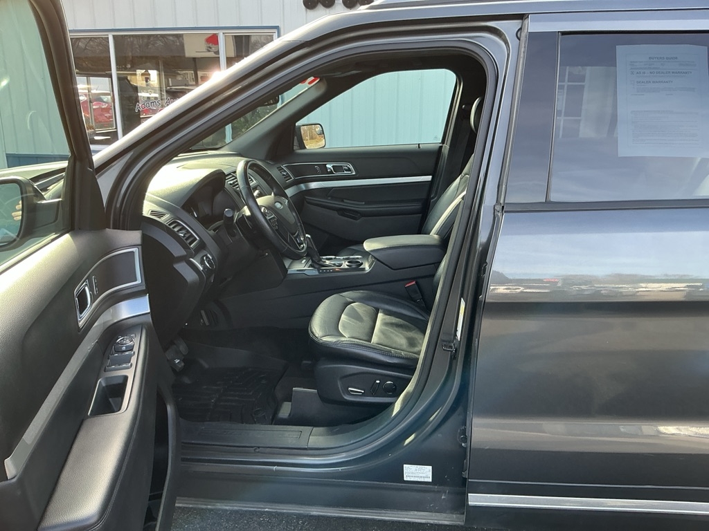 Ford Explorer XLT FWD 2017