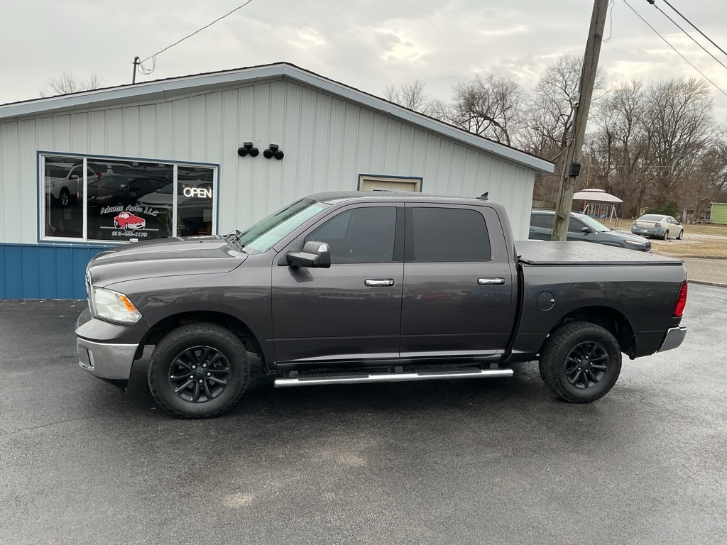 RAM 1500 SLT Crew Cab SWB 4WD 2014