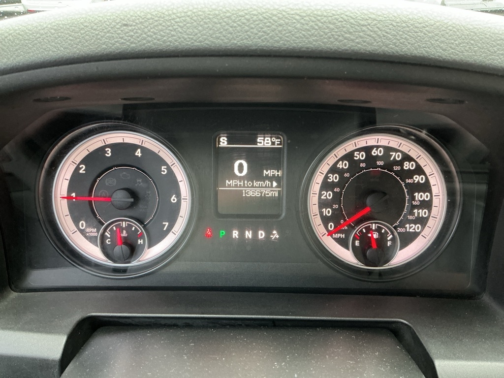 RAM 1500 SLT Crew Cab SWB 4WD 2014