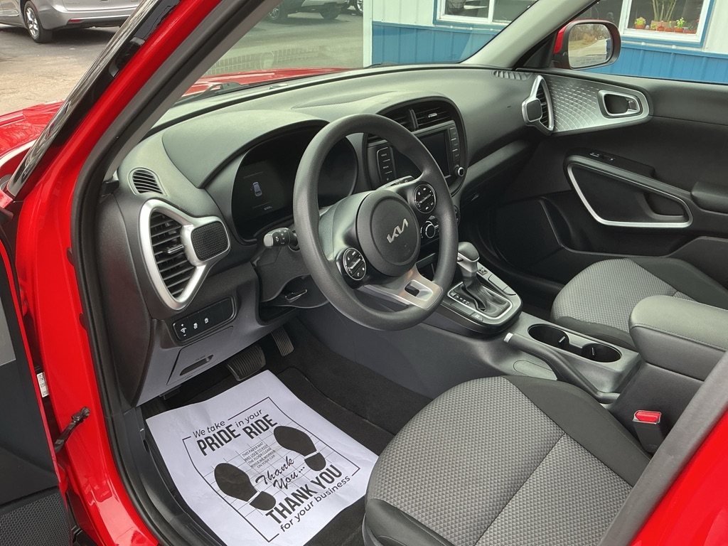 Kia Soul LX CVT 2024