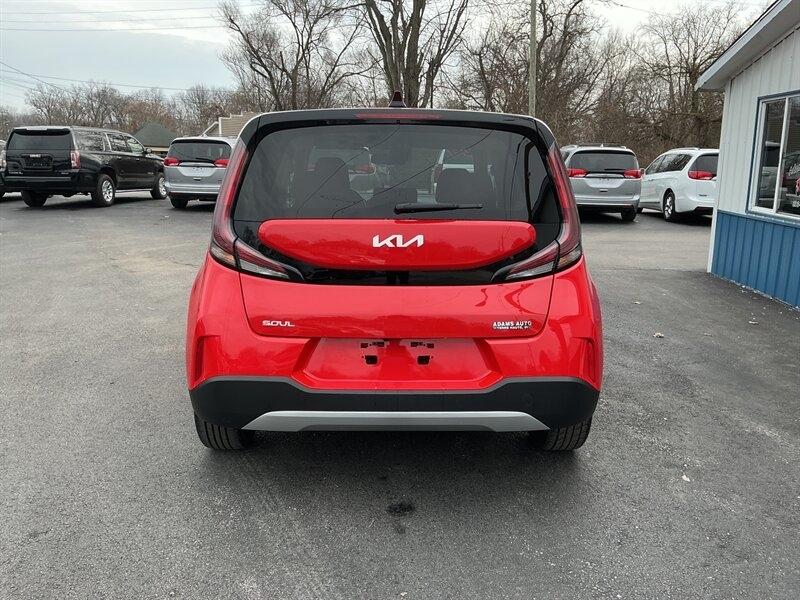 Kia Soul LX CVT 2024