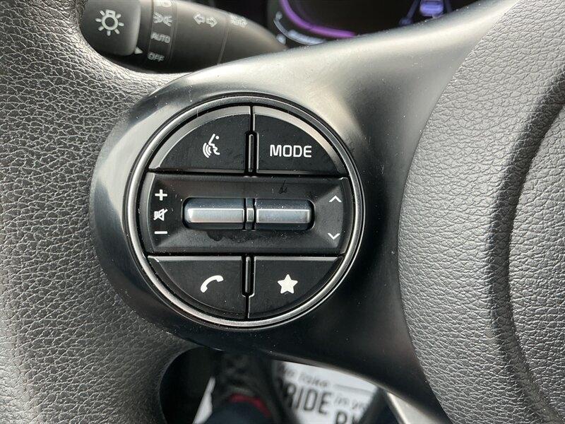 Kia Soul LX CVT 2024