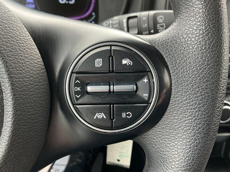 Kia Soul LX CVT 2024