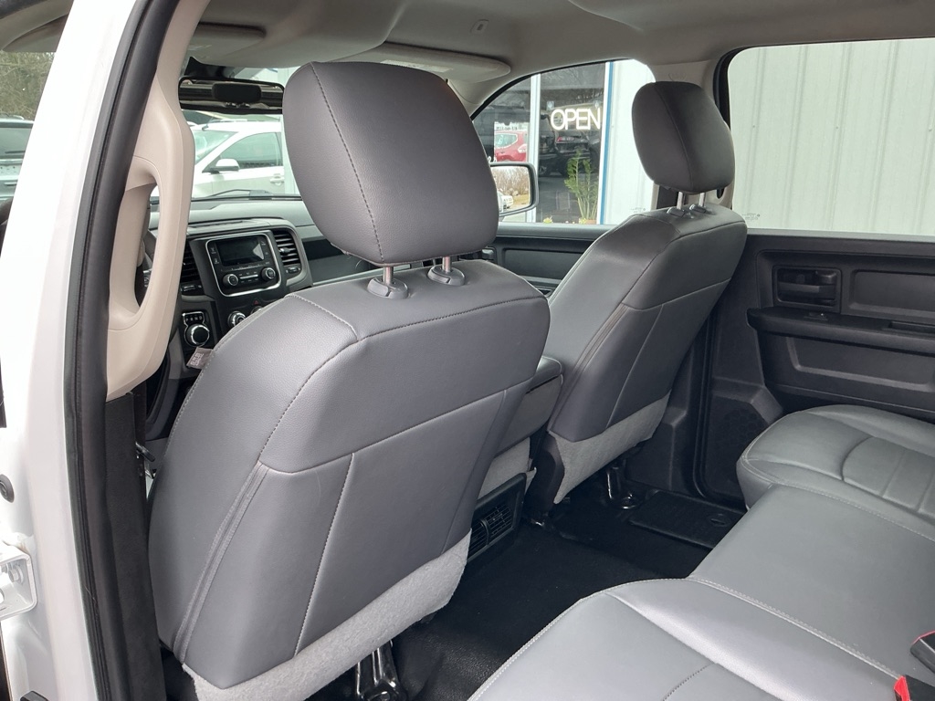 RAM 1500 Classic Tradesman Crew Cab SWB 4WD 2020