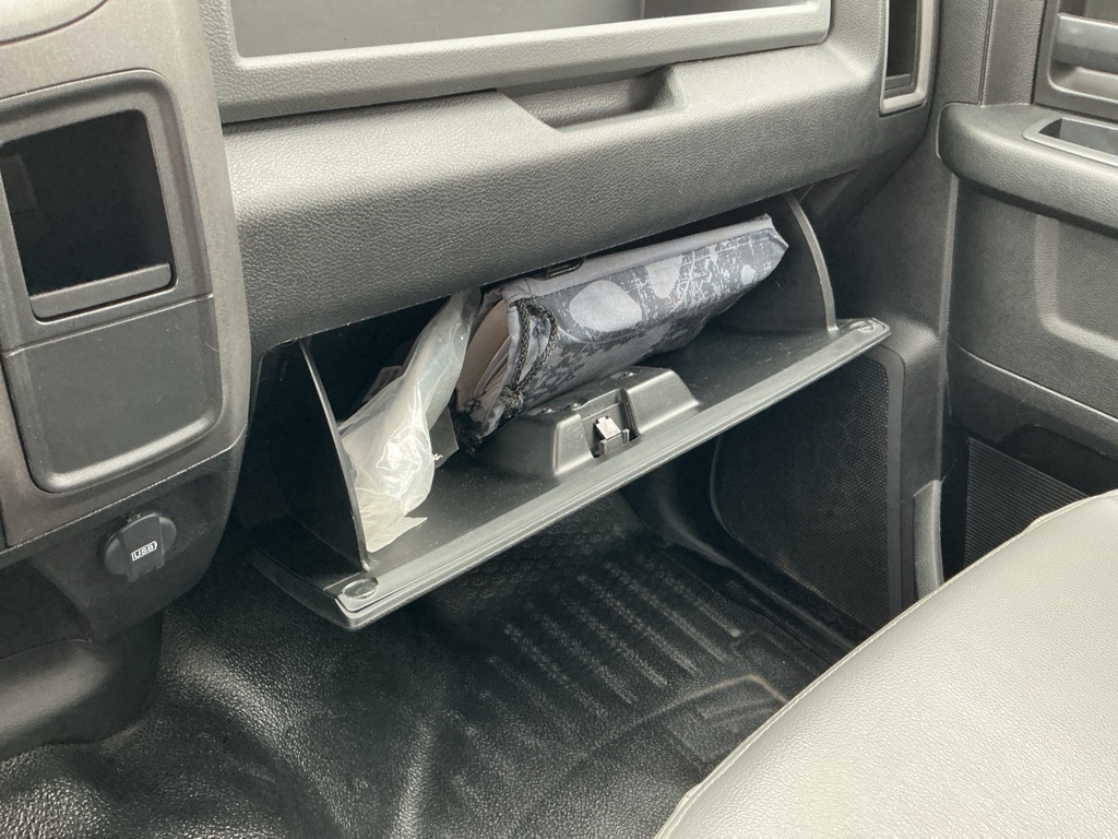 RAM 1500 Classic Tradesman Crew Cab SWB 4WD 2020