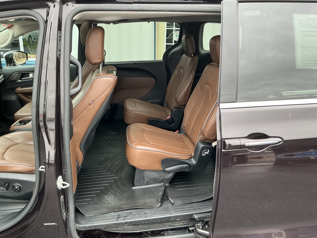 Chrysler Pacifica Limited 2017