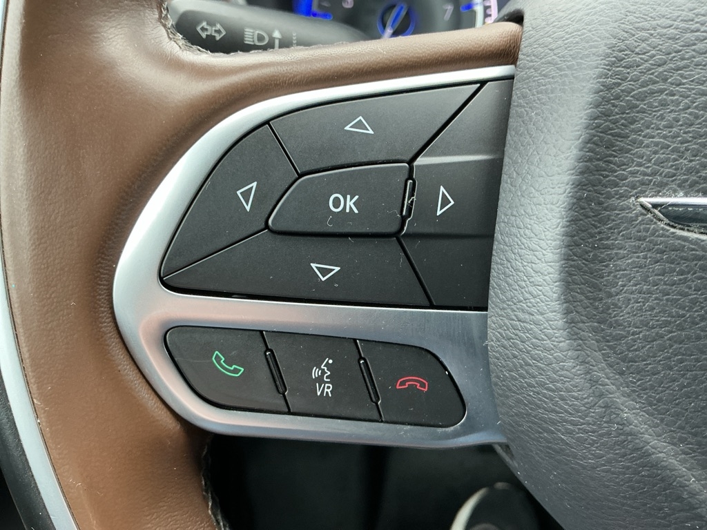 Chrysler Pacifica Limited 2017