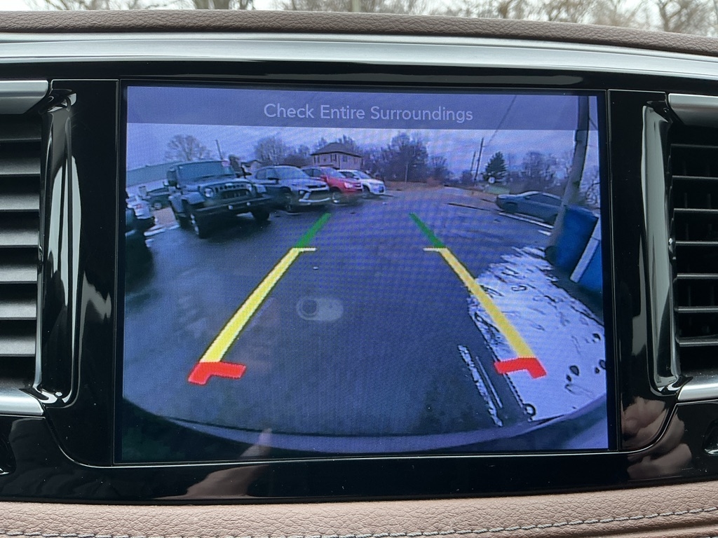 Chrysler Pacifica Limited 2017