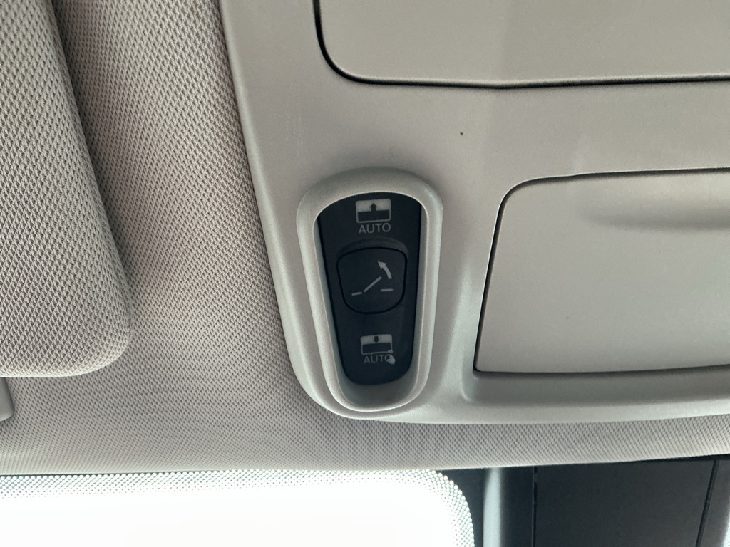 Chrysler Pacifica Limited 2017