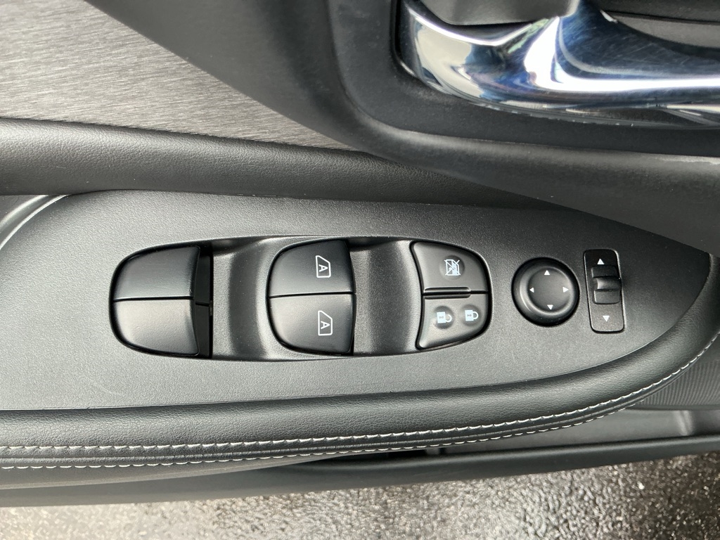 Nissan Murano SV 2020